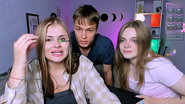 veronica_bubble: вебкам-шоу