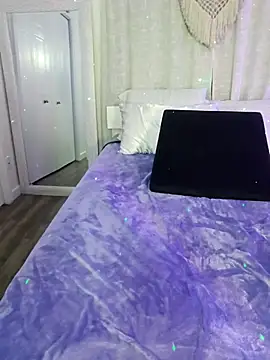 Ellie-L-Elizabeth's Webcam Show