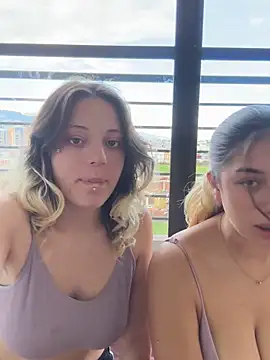 Enyeld_ruru's Webcam Show