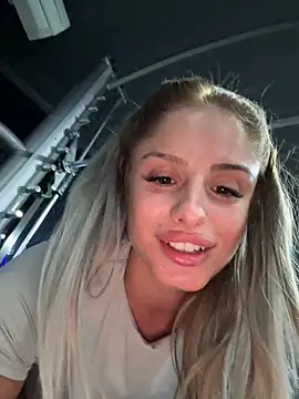SophieVJ's Webcam Show