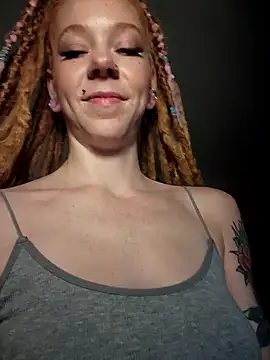 LucidLucy's Webcam Show