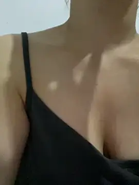 farah-36's Webcam Show