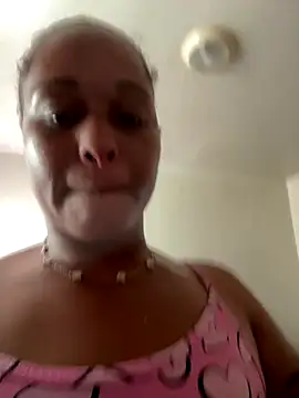 Realwetpussy's Webcam Show