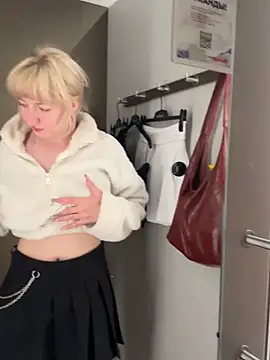 RonnieKiss' Live Sex Cam Show