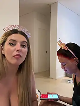 RoxxyDallas Videochat live