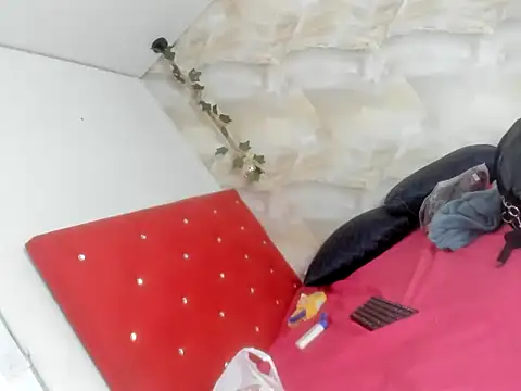 sasha_smith18's Webcam Show