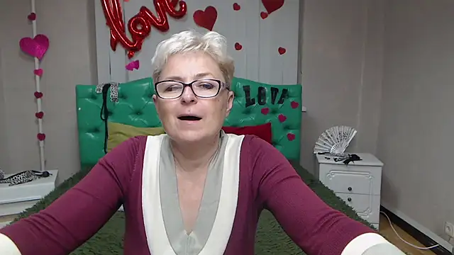 EmiliaGree's Webcam Show