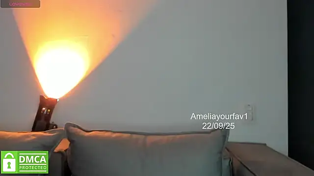 ameliayourfav1's Webcam Show