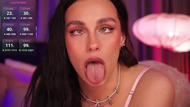 LunaNight's Webcam Show