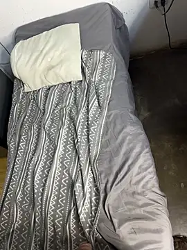 fullpasionkv220's Webcam Show