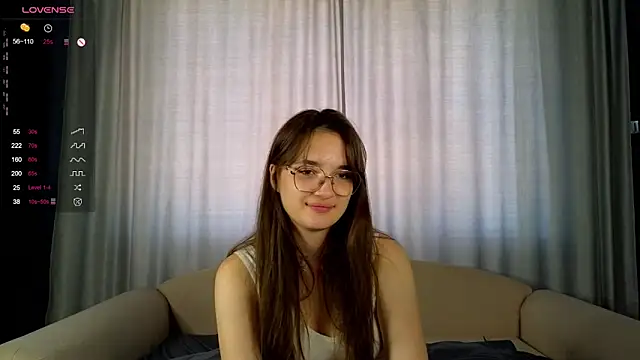vivyboo111's Webcam Show