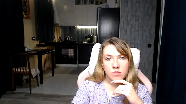 Reginasmilee's Webcam Show