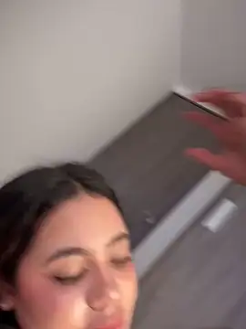Aryrosee's Webcam Show