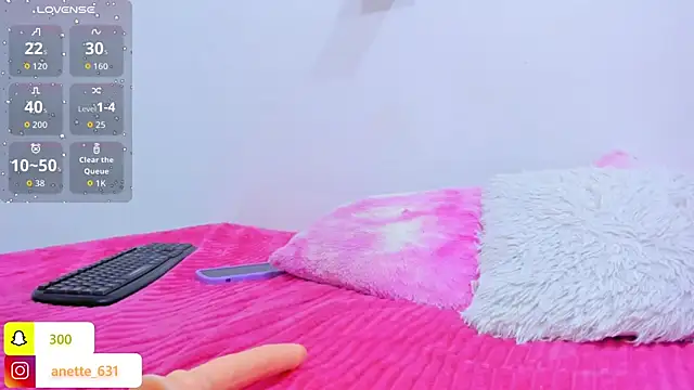 Anette_ Pertunjukan Kamera Seks Langsung