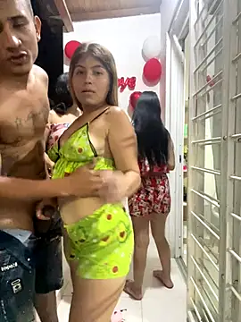 royalgirls_x Show Webcam