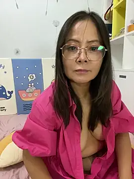 zhengzheng-102's Live Sex Cam Show