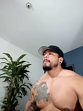 SilvaBranko's Live Sex Cam Show