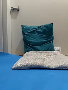black-_-red's Live Sex Cam Show