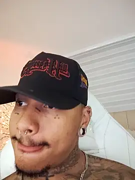 David_tatto1's Webcam Show