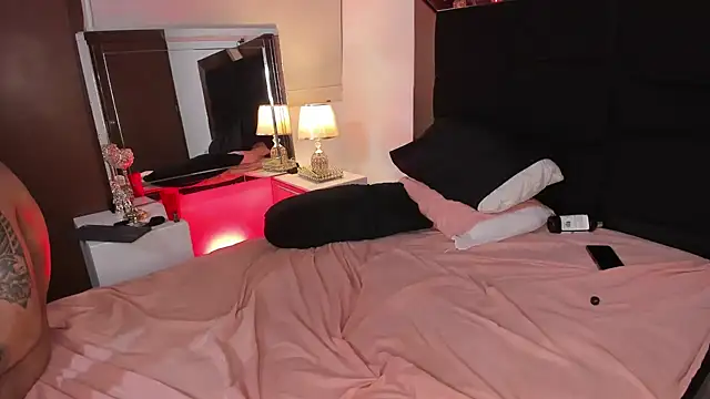 Pokazy przed kamerką – Kylie_Patrick