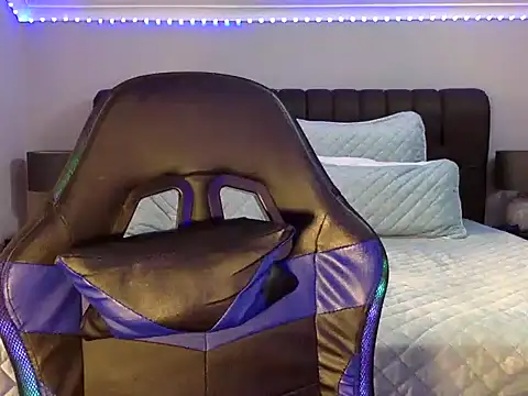 BOOTY_BANGERxxx's Webcam Show