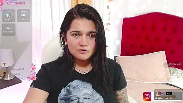 mia_traveluxe Webcam-Show