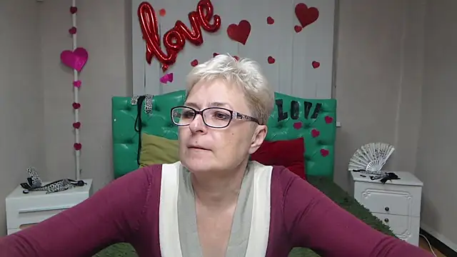 EmiliaGree's Live Sex Cam Show