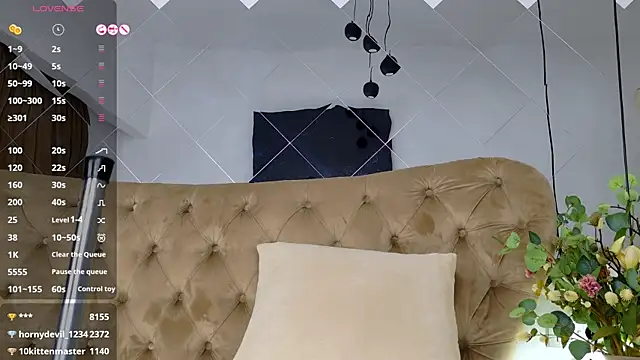 TiffanyWestX's Live Sex Cam Show