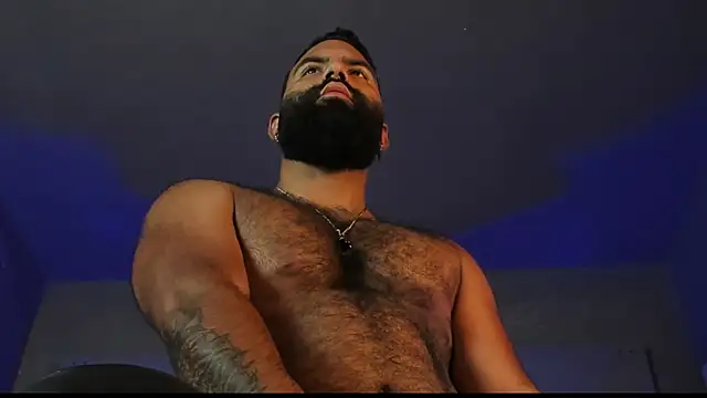 BeardAndrew webcam show