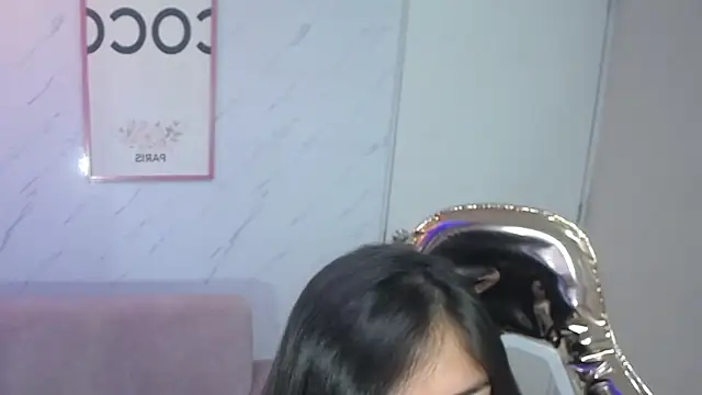 Ivony18_b's Webcam Show