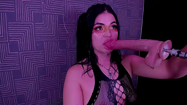 grace-3's Webcam Show