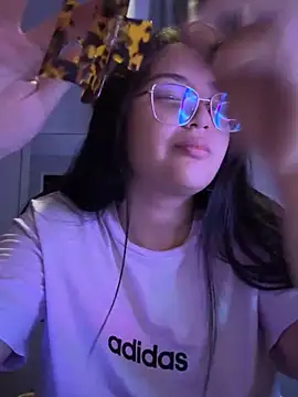 Angeldusttt's Webcam Show