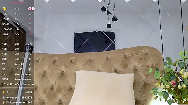 TiffanyWestX's Live Sex Cam Show
