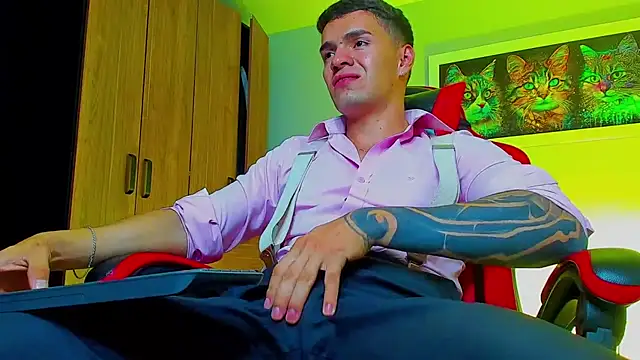 ALPHA_DOMINUS_'s Live Sex Cam Show