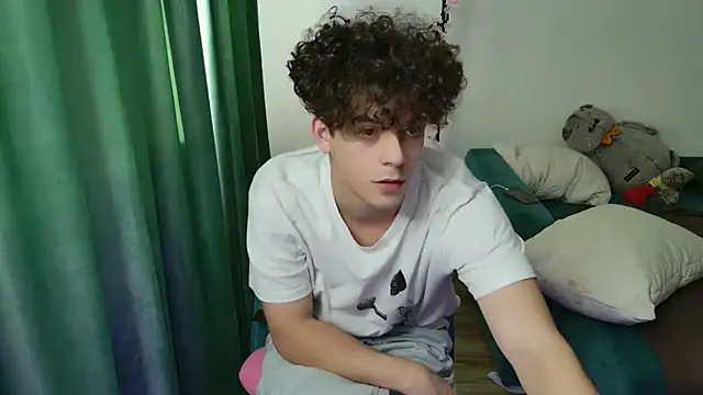 dreamgonetan's Live Sex Cam Show