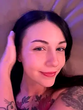 alwaysapril's Webcam Show