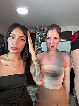 kevin_hotgirls' Webcam Show