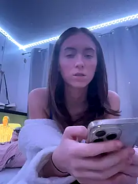 Вебкам-шоу Lottieincluded