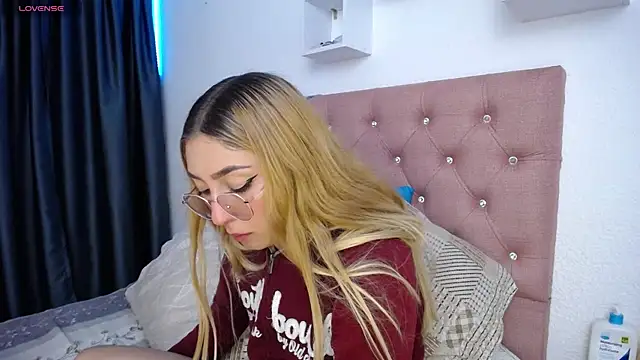 Soffy-brooks' Webcam Show