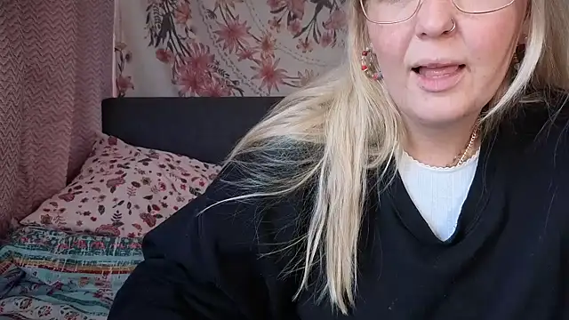 Daisyxoxo_'s Webcam Show