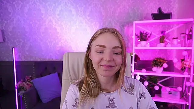 EmilySunshineS' Webcam Show