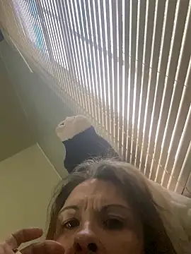 karmaduewid's Webcam Show