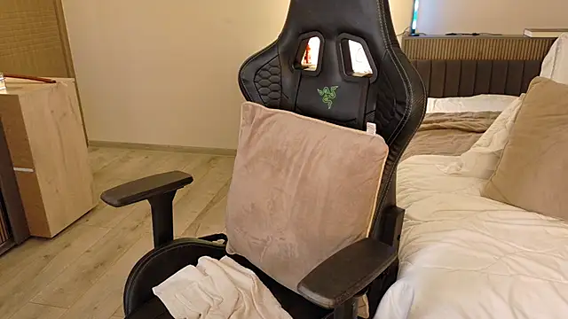 joycesilver's Webcam Show