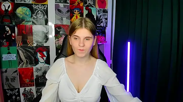 Remilia_gin's Webcam Show