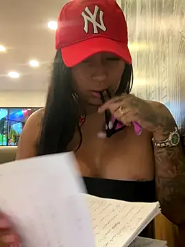 luisa16xxx's Webcam Show