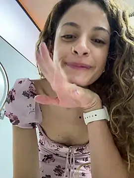 alana15's Live Sex Cam Show