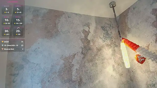 DarcyMooree's Webcam Show