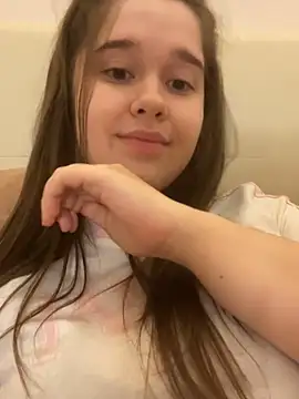 HornyGirlH's Webcam Show
