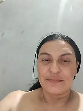 Horny-Mommy-Dirty's Live Sex Cam Show