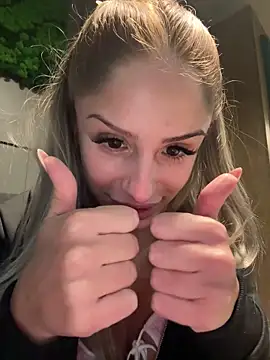 SophieVJ's Webcam Show